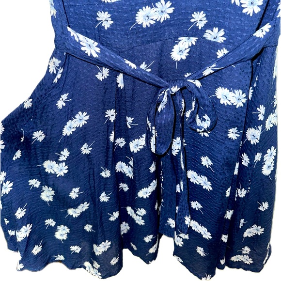 Altar’d State Blue Floral Midi Sundress - MEDIUM - Picture 6 of 7